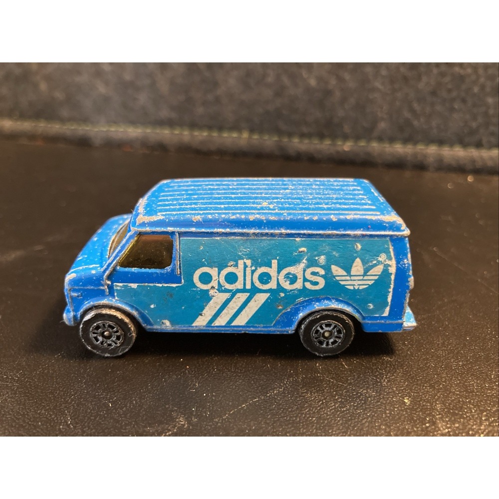 Vintage Corgi Juniors CHEVROLET ADIDAS VAN Toy Blue GT BRITIAN‎